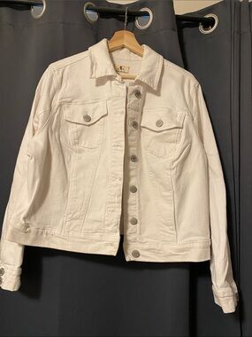 Penningtons White Denim Jacket - Button Front Jean Jacket